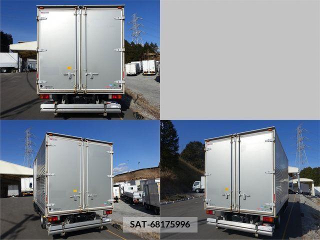 Hino DUTRO 2014-03 210438-6