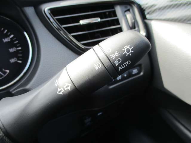 Nissan X-TRAIL 2020-09 23802-4