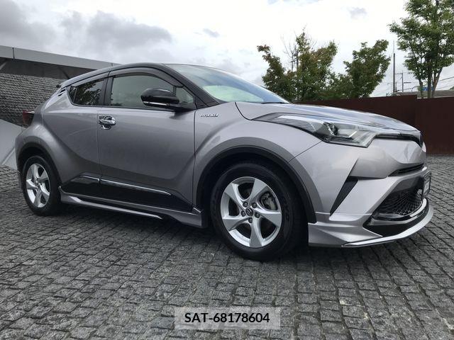 Toyota C-HR 2018-08 323053-1