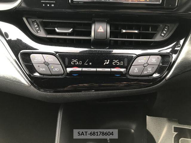 Toyota C-HR 2018-08 323053-16