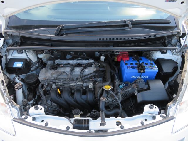 Toyota RACTIS 2011-02 185848-17