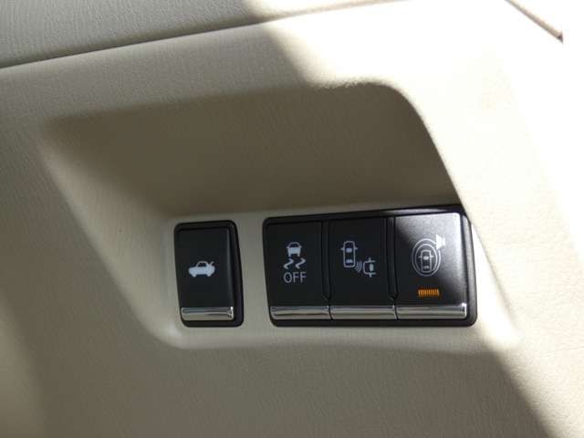 Nissan FUGA 2017-01 26800-19