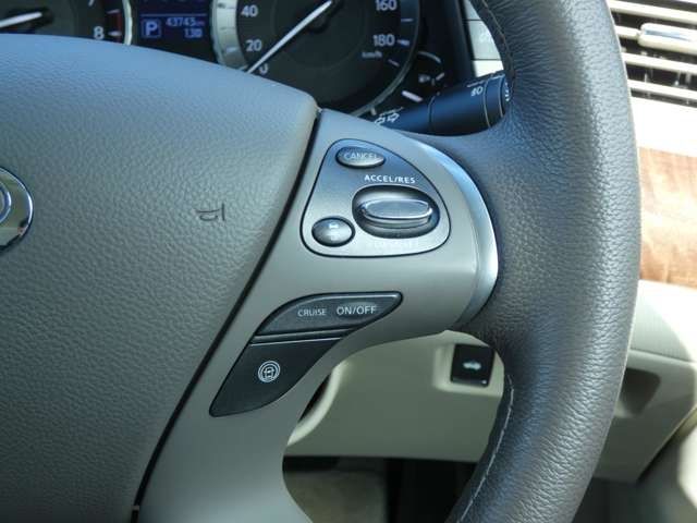 Nissan FUGA 2017-01 26800-15