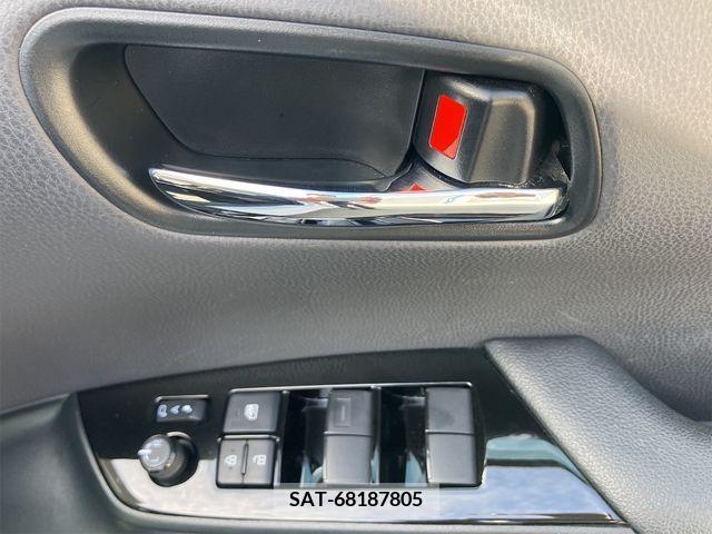 Toyota PRIUS 2020-11 223145-14