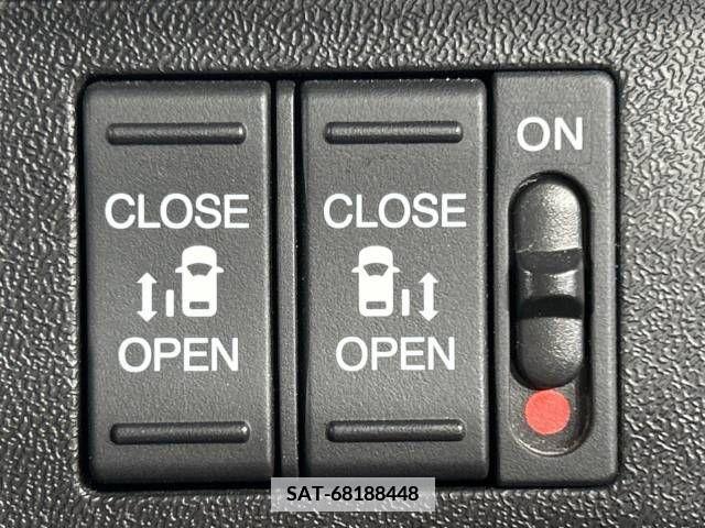 Honda e 2020-06 351092-4