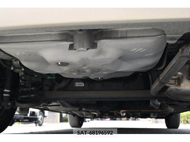 Toyota COROLLA AXIO 2013-09 226891-6