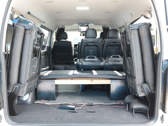 Toyota HIACE WAGON 2015-11 183210-6