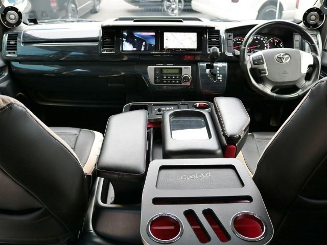 Toyota HIACE WAGON 2015-11 183210-1