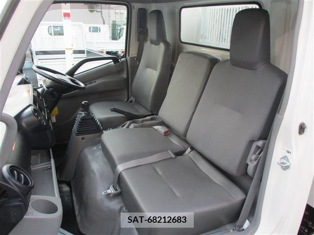 Hino DUTRO 2016-09 218949-14