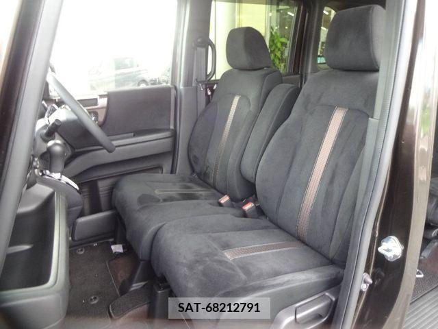 Honda N BOX CUSTOM 2017-09 328497-9