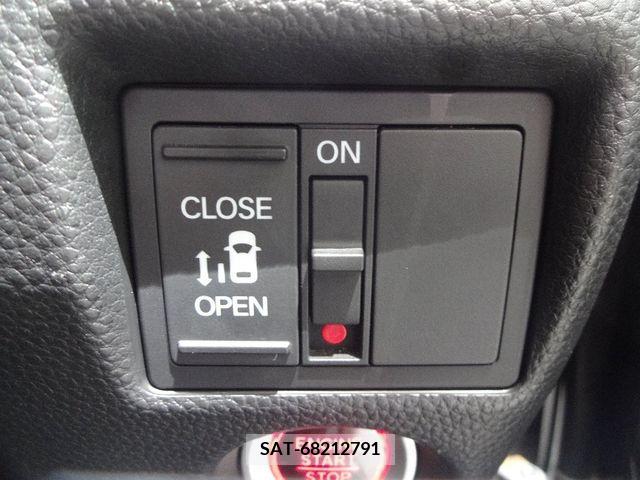 Honda N BOX CUSTOM 2017-09 328497-23