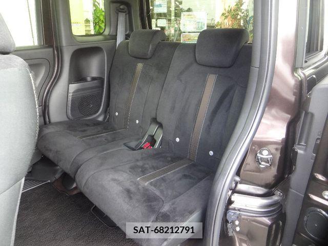 Honda N BOX CUSTOM 2017-09 328497-8