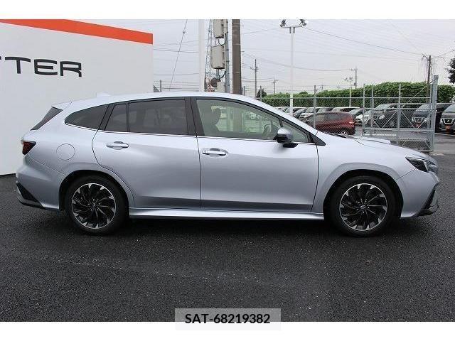 Subaru LEVORG 2022-04 352845-3