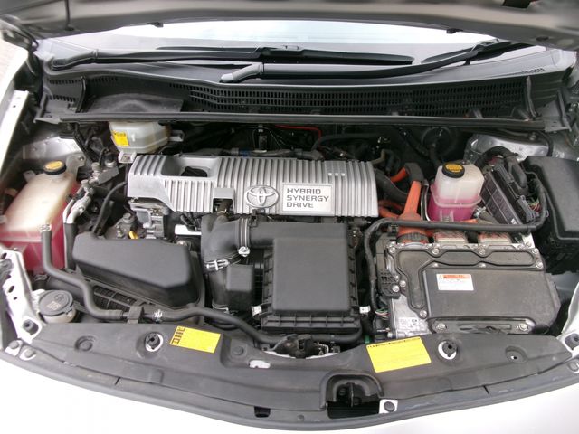 Toyota PRIUS 2013-11 181884-4