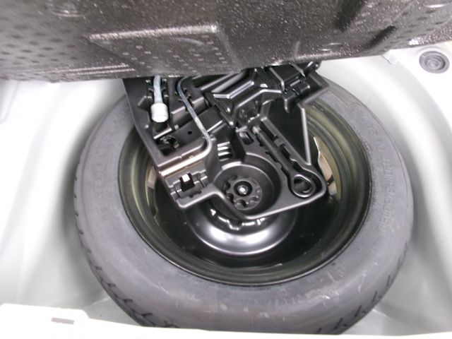 Toyota PRIUS 2013-11 181884-6