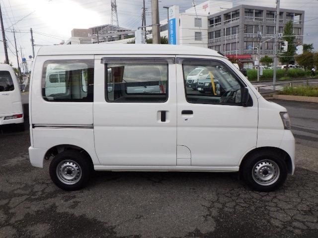 Daihatsu HIJET CARGO 2017-06 22716-3