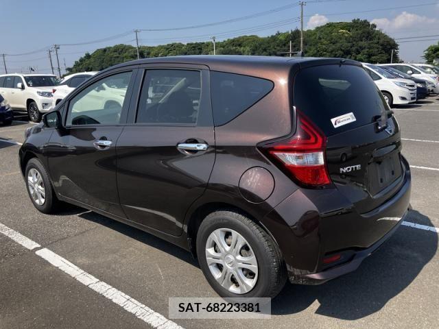 Nissan NOTE 2017-05 327450-7