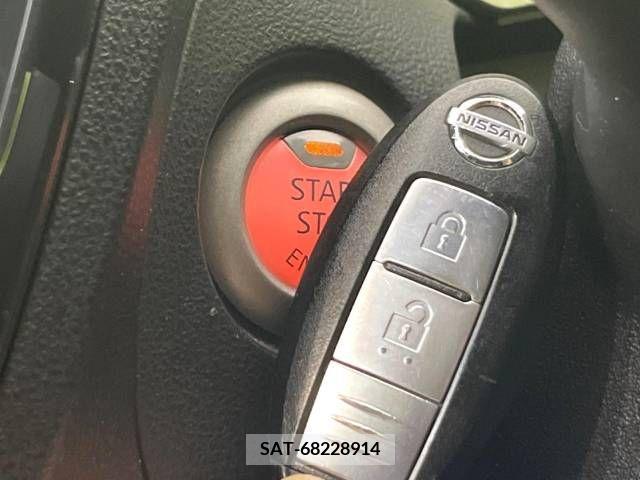 Nissan JUKE 2011-12 320476-5