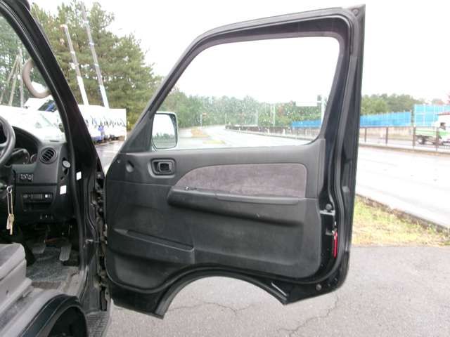 Nissan CARAVAN VAN 2007-10 19170-19