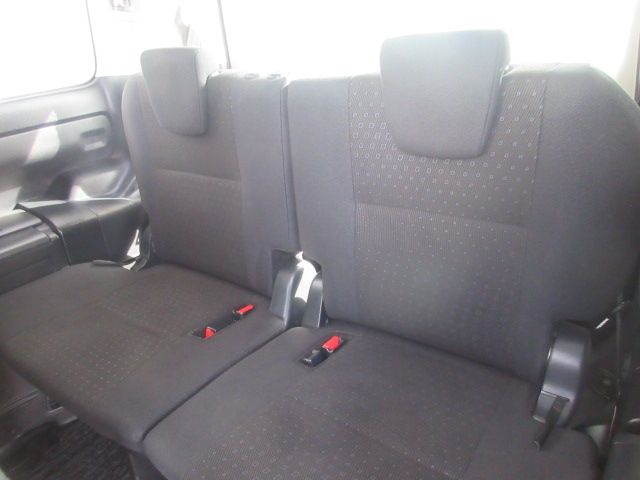 Toyota VOXY HYBRID 2014-10 194529-6