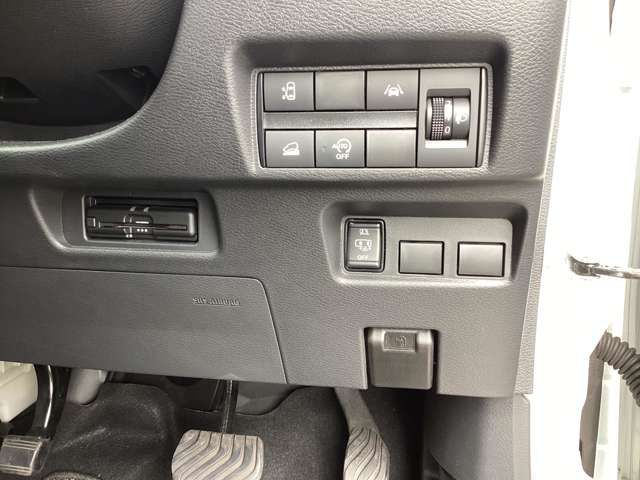 Mitsubishi EK X SPACE 2022-04 5699-8