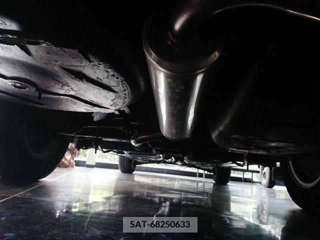 Bmw 2002 1975-09 209205-6