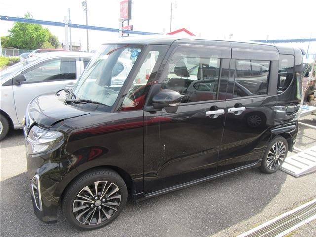 Daihatsu TANTO CUSTOM 2019-09 2748-10