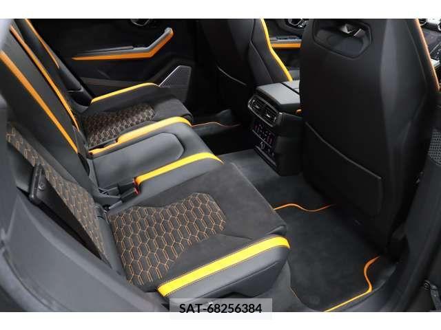 Lamborghini URUS 2022-03 222389-9