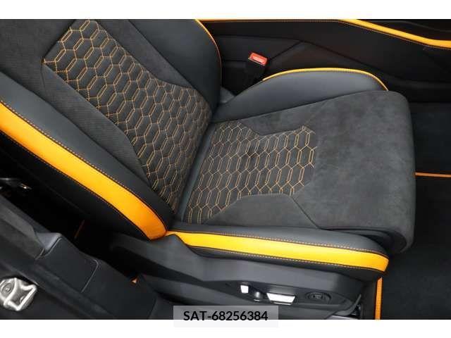 Lamborghini URUS 2022-03 222389-10