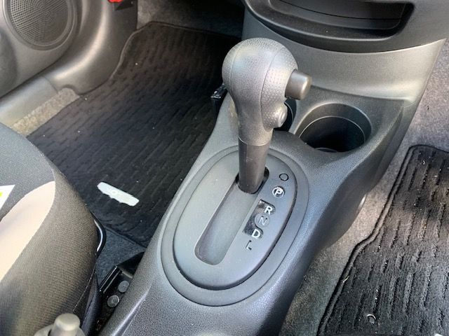 Nissan NOTE 2017-04 24673-17
