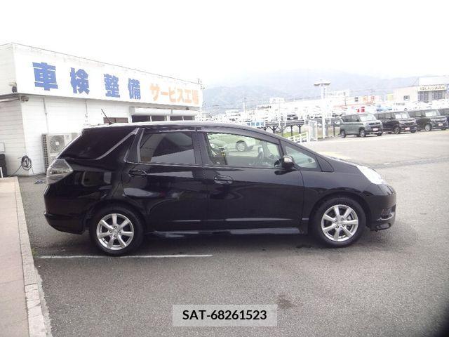 Honda FIT SHUTTLE HYBRID 2012-01 241706-3