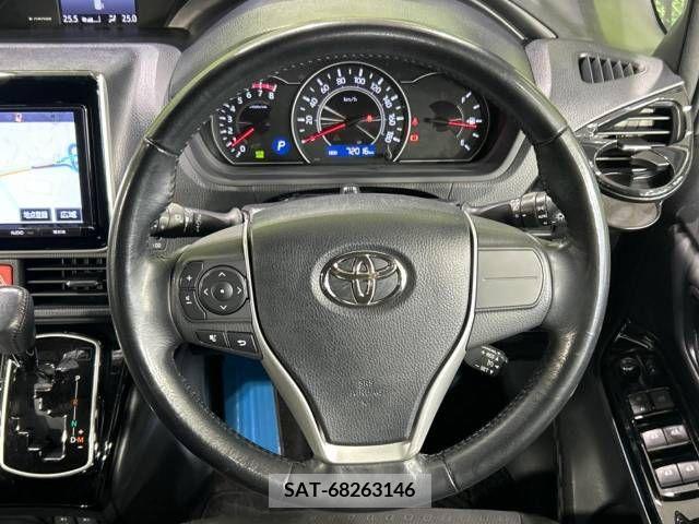 Toyota VOXY 2017-09 331022-12