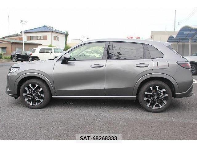 Honda ZR-V 2023-05 352146-9