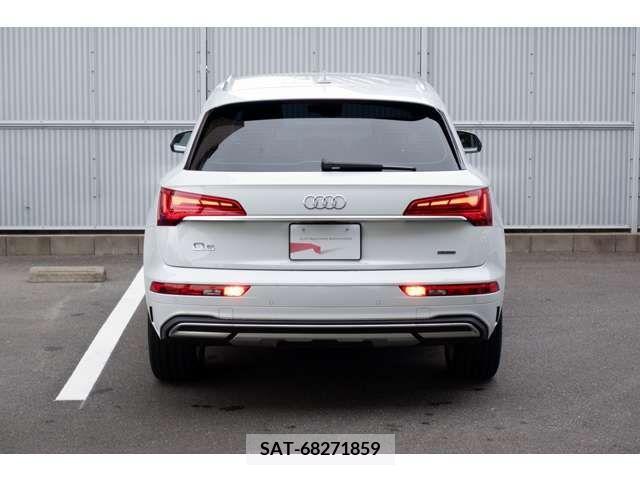 Audi Q5 2021-07 343282-3