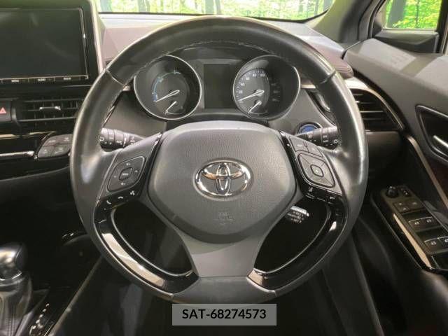 Toyota C-HR 2017-09 295028-11