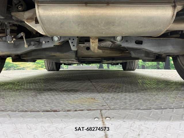 Toyota C-HR 2017-09 295028-19