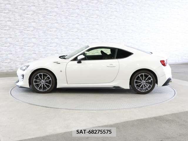 Toyota 86 2017-06 321194-10