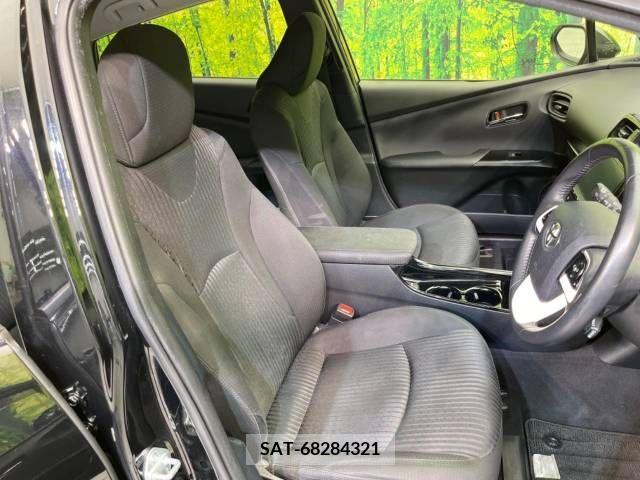 Toyota PRIUS 2018-05 366434-8