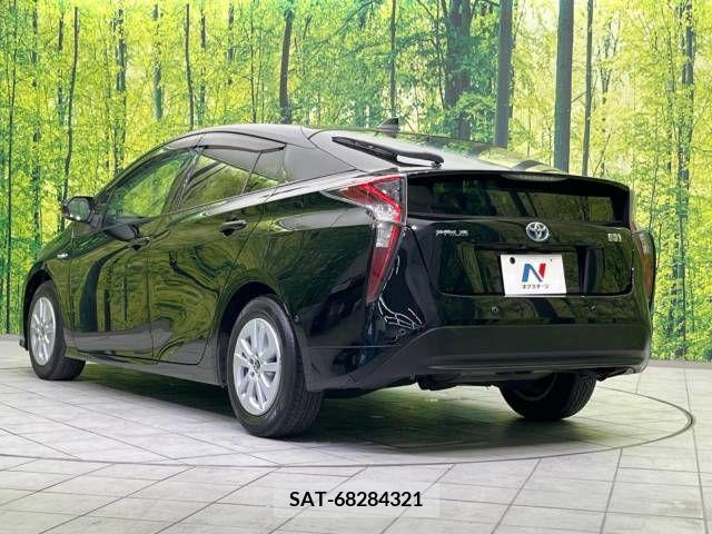 Toyota PRIUS 2018-05 366434-16