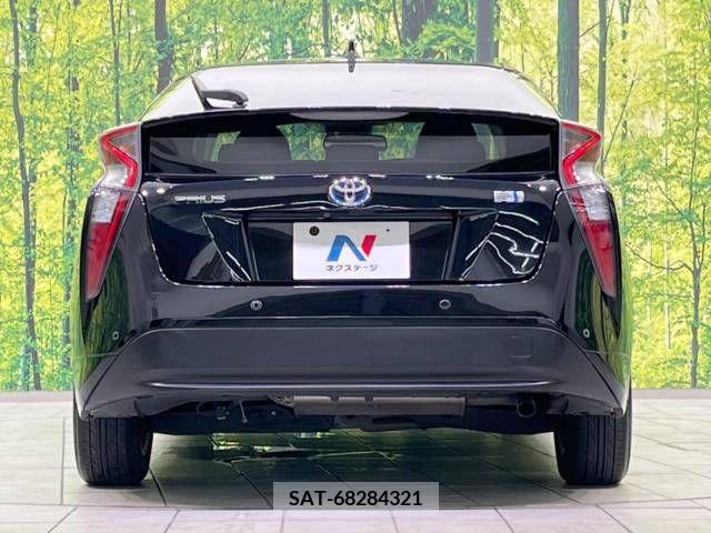 Toyota PRIUS 2018-05 366434-14