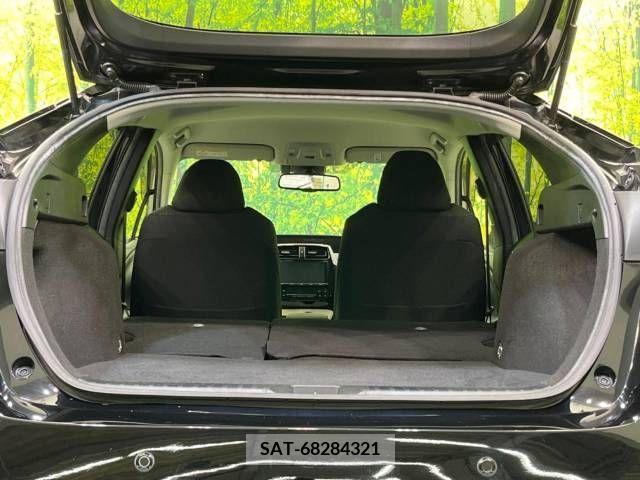 Toyota PRIUS 2018-05 366434-10