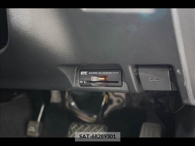Nissan SKYLINE 2016-02 386975-5