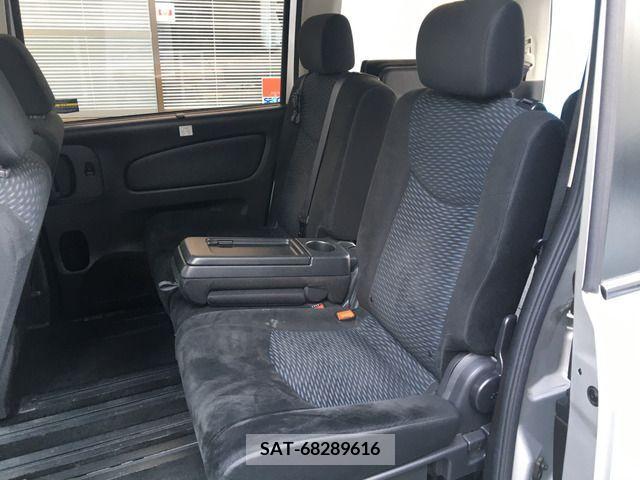 Nissan SERENA 2013-05 380339-4