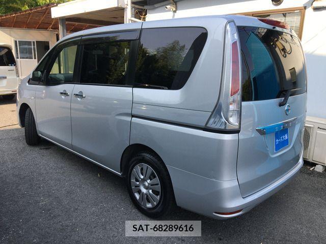 Nissan SERENA 2013-05 380339-2