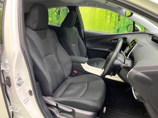 Toyota PRIUS 2017-09 24410-8