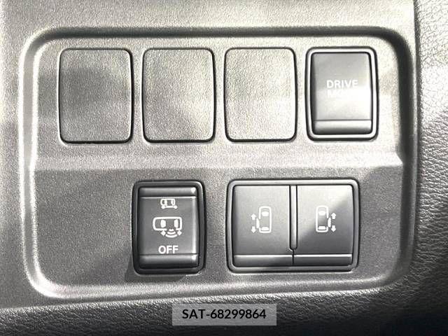 Nissan SERENA 2018-03 346512-6
