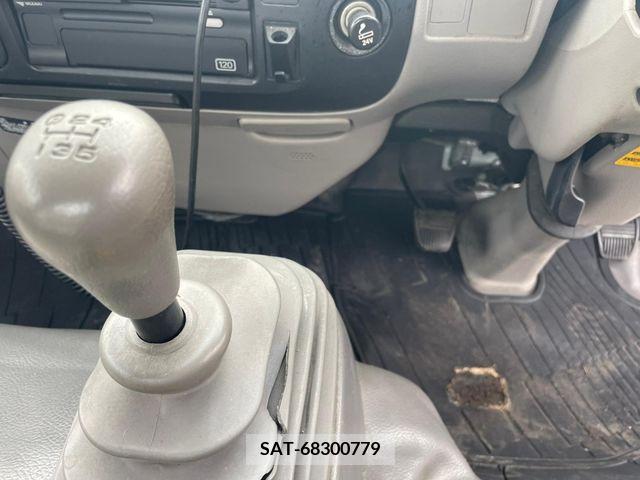Hino DUTRO 2006-11 252779-2