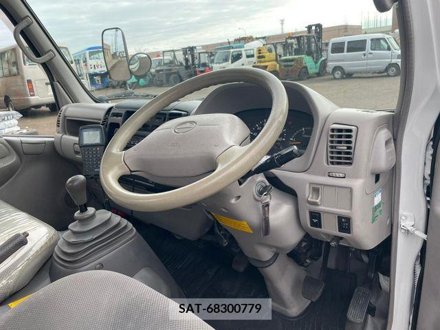 Hino DUTRO 2006-11 252779-3