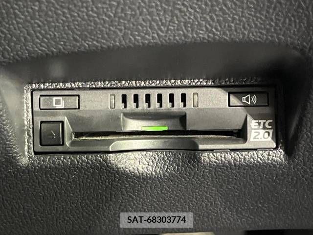 Toyota PRIUS 2019-01 224335-6