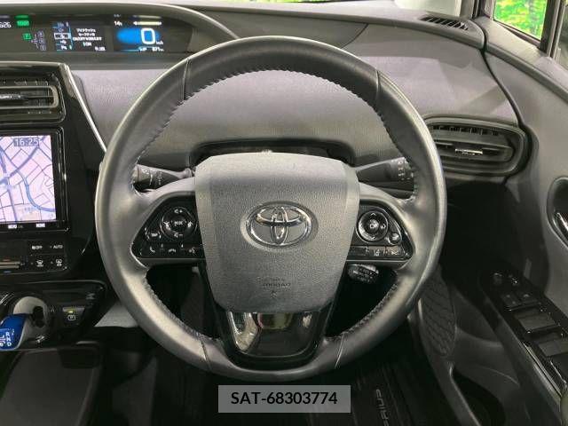 Toyota PRIUS 2019-01 224335-11